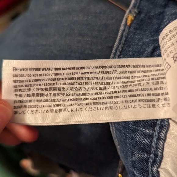 Hollister High Rise Short-Short Cut Off Jean Shorts Sz 3/26 - Picture 7 of 7